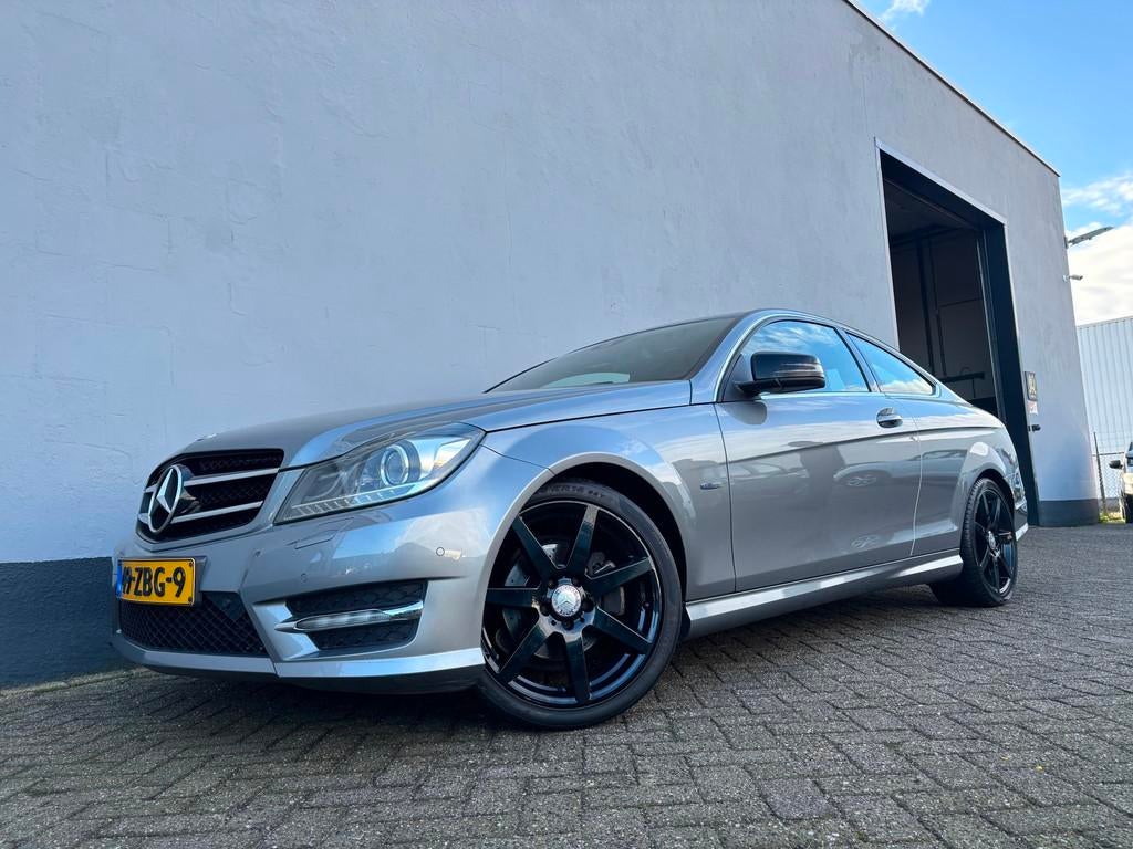 Mercedes-Benz C-klasse Coupé 180 Automaat - Climate Control, Auto's, Automaat, Euro 5, Achterwielaandrijving, 4 stoelen
