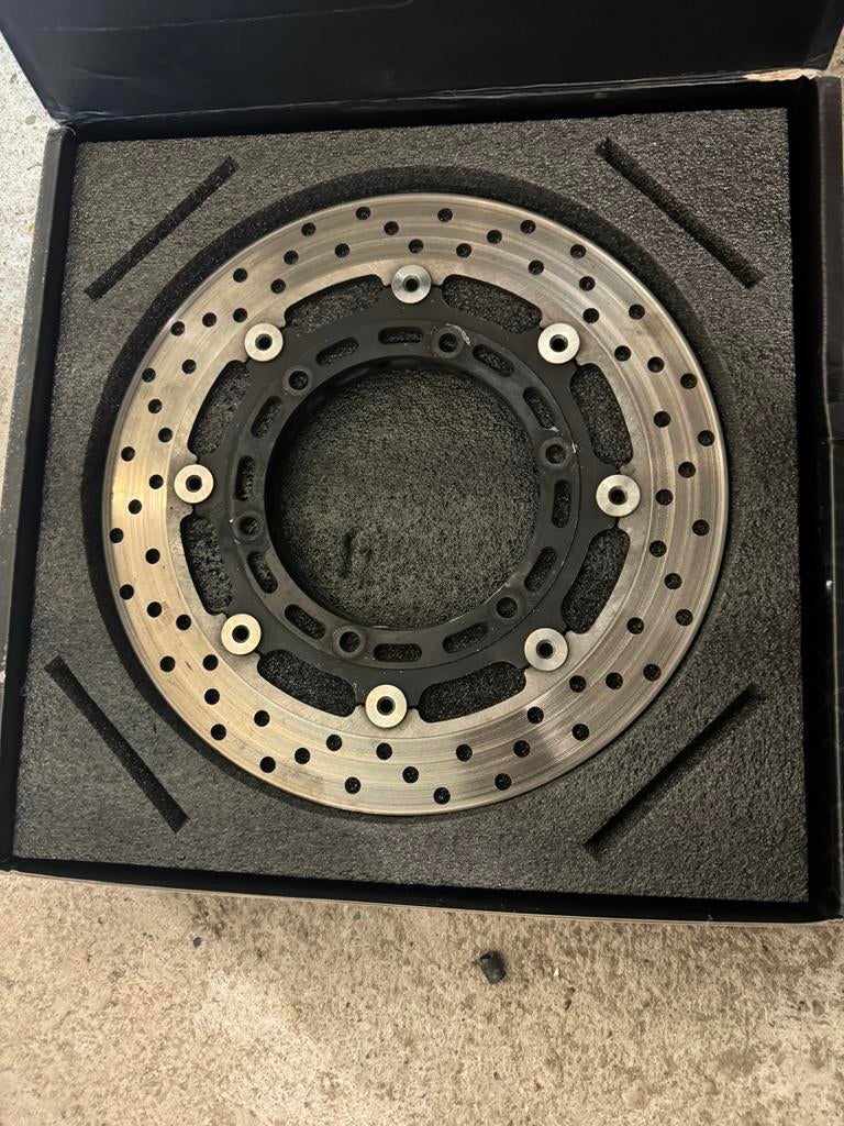 Arashi Remschijf en Yuasa Accu voor Motorfiets, Motoren, Onderdelen | Overige, Nieuw, Ophalen