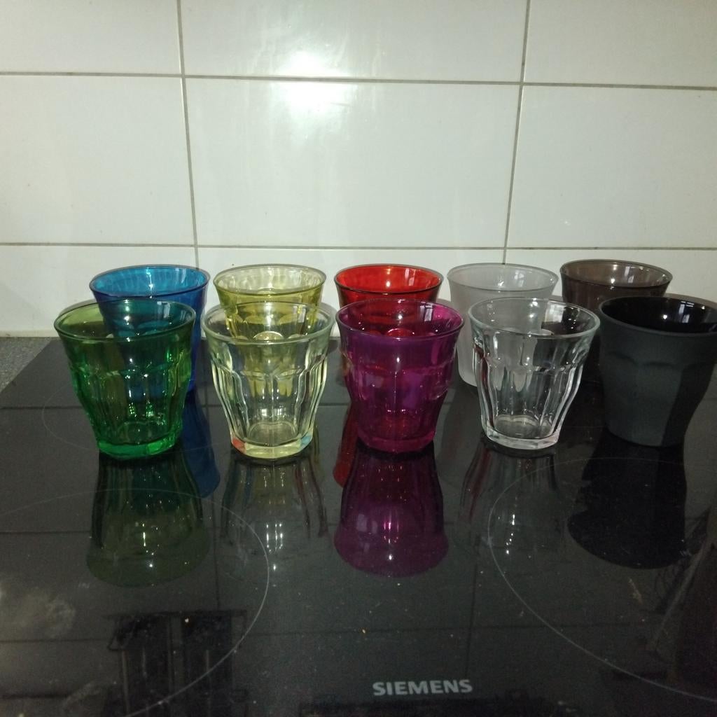 10 gekleurde Duralex Picardie Tumblers, Verzamelen, Glas en Borrelglaasjes, Durakex, Frankrijk, Overige typen, Ophalen of Verzenden