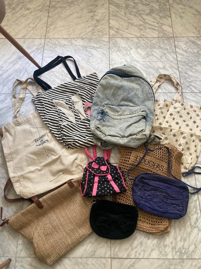 9 tassen voor €5, Verzenden, Gebruikt, Overige kleuren