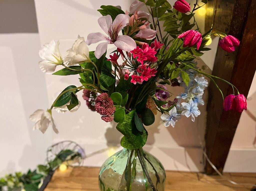 DAGAANBIEDING Groot Zijden/Kunst bloemen boeket +  luxe vaas, Ophalen, Zo goed als nieuw