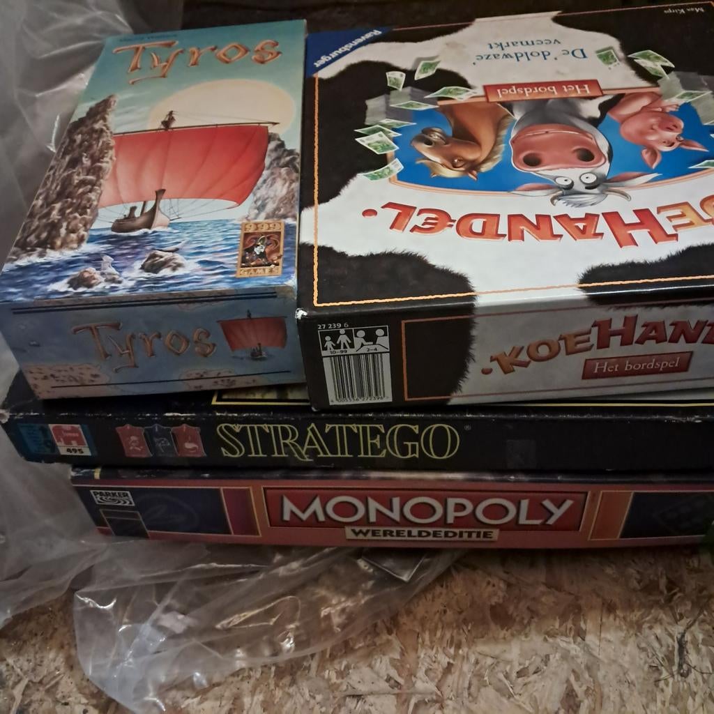 Partij spellen: Tyros, Koehandel, Stratego, Monopoly, Ophalen of Verzenden
