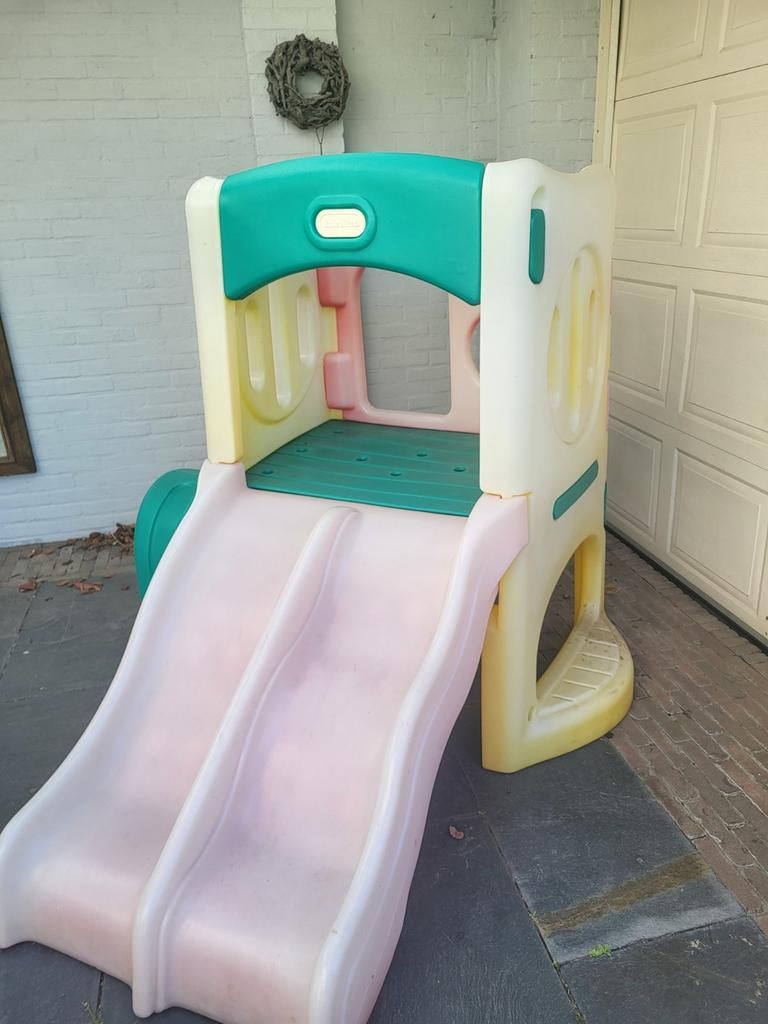 Te koop Little tikes buitenspeelhuis met glijbaan., Ophalen, Gebruikt, Glijbaan