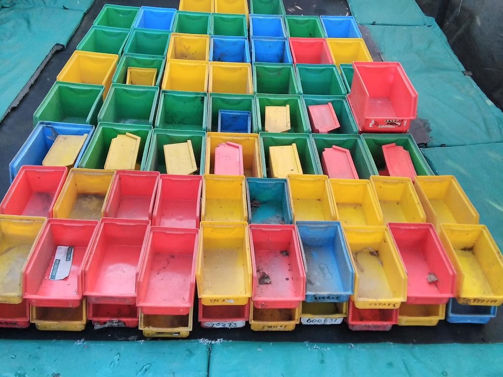 Stapelbakken gebruikt, Ophalen, Gebruikt, Overige typen, Minder dan 35 cm