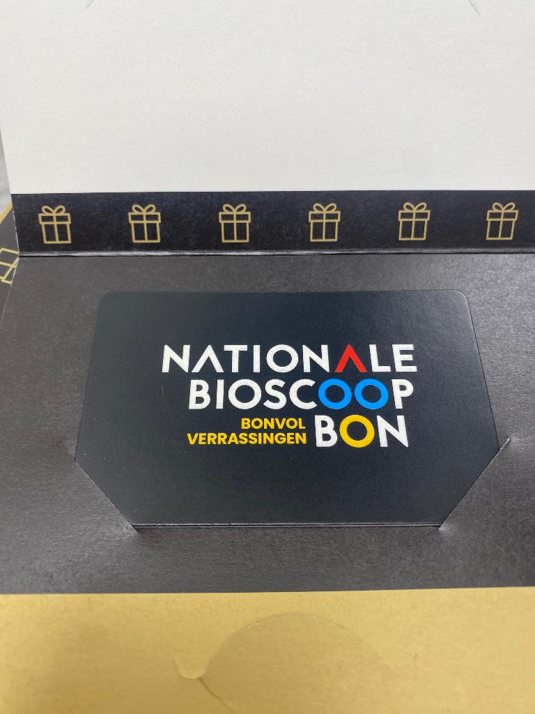 Cadeaubon voor alle bioscoop 100, Drie personen of meer, Cadeaubon