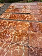 80 antieke plinttegels roodbruin gemarmerd, Ophalen