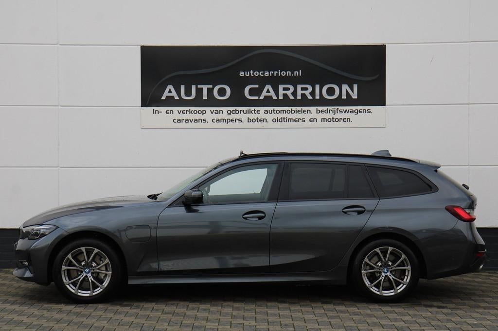 BMW 3-serie Touring 330e xDrive Pano HUD Trekhaak BTW !, Auto's, BMW, 1998 cc, Gebruikt, Zwart, 1865 kg