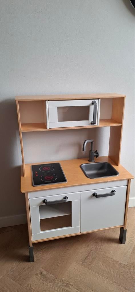 IKEA DUKTIG Speelkeuken met spoelbak en kookplaat, Ophalen, Gebruikt, Hout, Speelkeuken