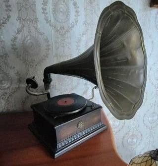 78 toeren hoorn grammofoon his masters voice - koperen hoorn, Ophalen of Verzenden