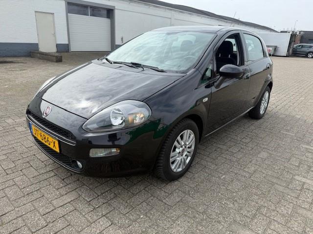 Fiat Punto Evo 0.9 TwinAir Lounge APK 9-4-2027, Voorwielaandrijving, Gebruikt, Euro 6, 100 pk