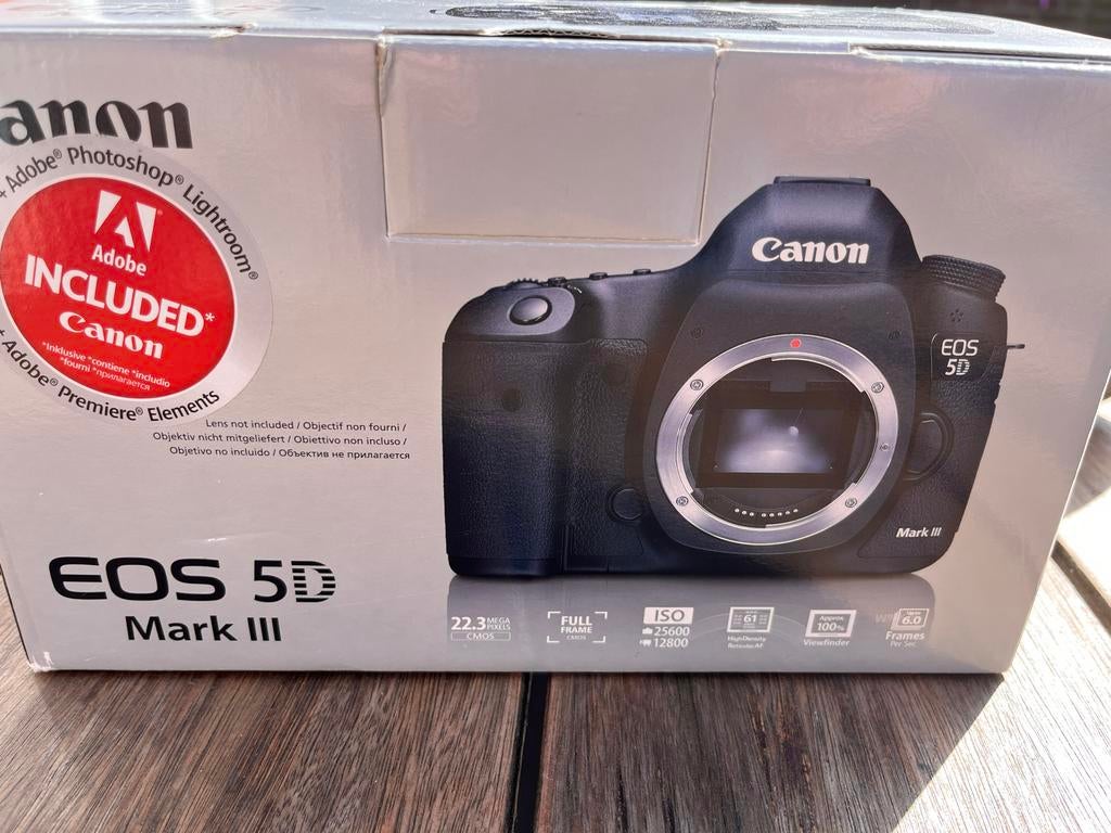 Canon EOS 5D Mark III met lenzen en flitser, Ophalen, Gebruikt, Spiegelreflex, Canon