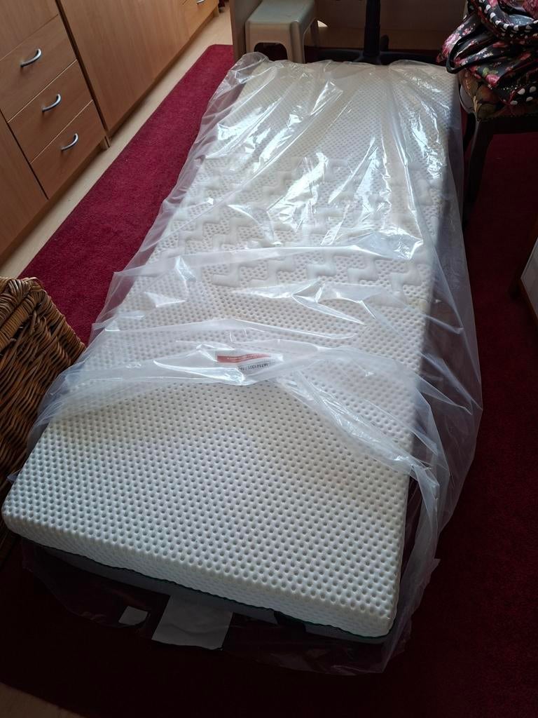 Swiss Sense Matras 80x200 Medium - Zo goed als nieuw, Huis en Inrichting, Slaapkamer | Matrassen en Bedbodems, Ophalen, Eenpersoons