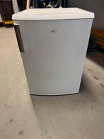 Koelkast met vriesvak, Witgoed en Apparatuur, Vriezers en Diepvrieskisten, Ophalen, Zo goed als nieuw, Minder dan 60 cm