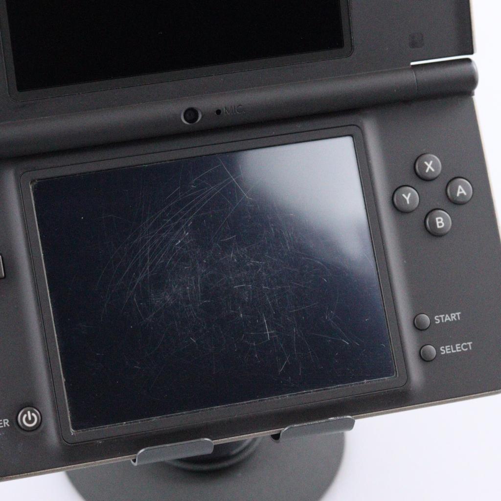 Nintendo DSi XL Gold Bruin, Spelcomputers en Games, Nintendo, Zo goed als nieuw, Support@nintendo.com, 11-1 Hokotate-cho, Kamitoba, Minami-ku
Kyoto 601-8501
Japan