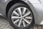 Skoda Superb Combi 1.4 TSI iV Business Edition / ACC / Memor, Stof, Gebruikt, 1668 kg, Hybride Elektrisch/Benzine