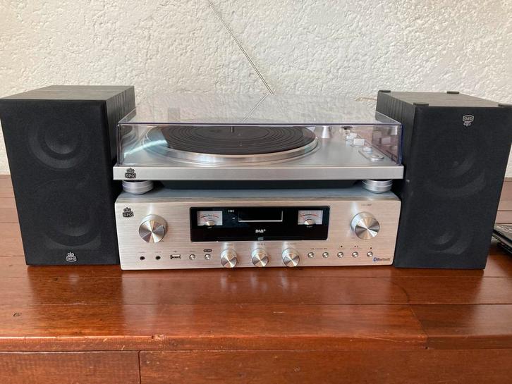 Platenspeler set met radio cd, Audio, Tv en Foto, Stereo-sets, Gebruikt, Overige merken, Ophalen