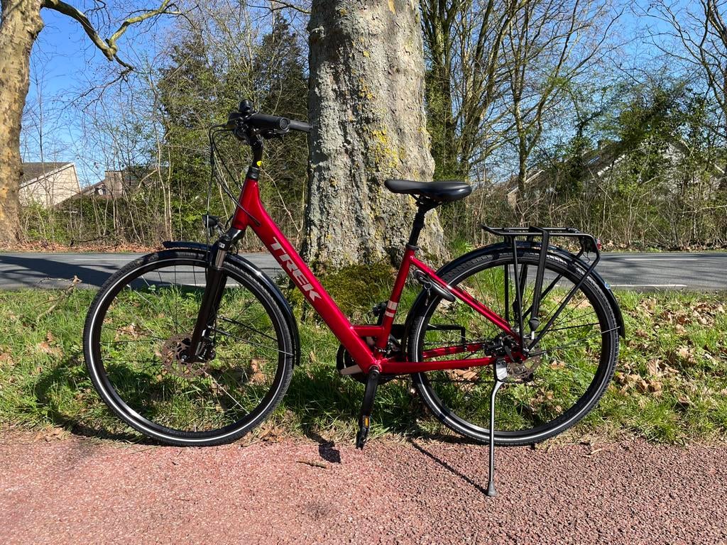 TREK Verve 2 Equipped 2024 NIEUWSTAAT!, Fietsen en Brommers, Fietsen | Dames | Sportfietsen en Toerfietsen, 28 inch, 56 cm of meer