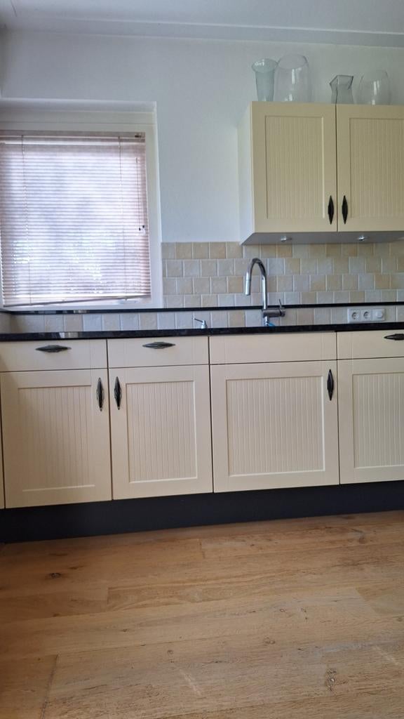 keuken met granietenblad, Huis en Inrichting, Keuken | Complete keukens, Verzenden, Gebruikt