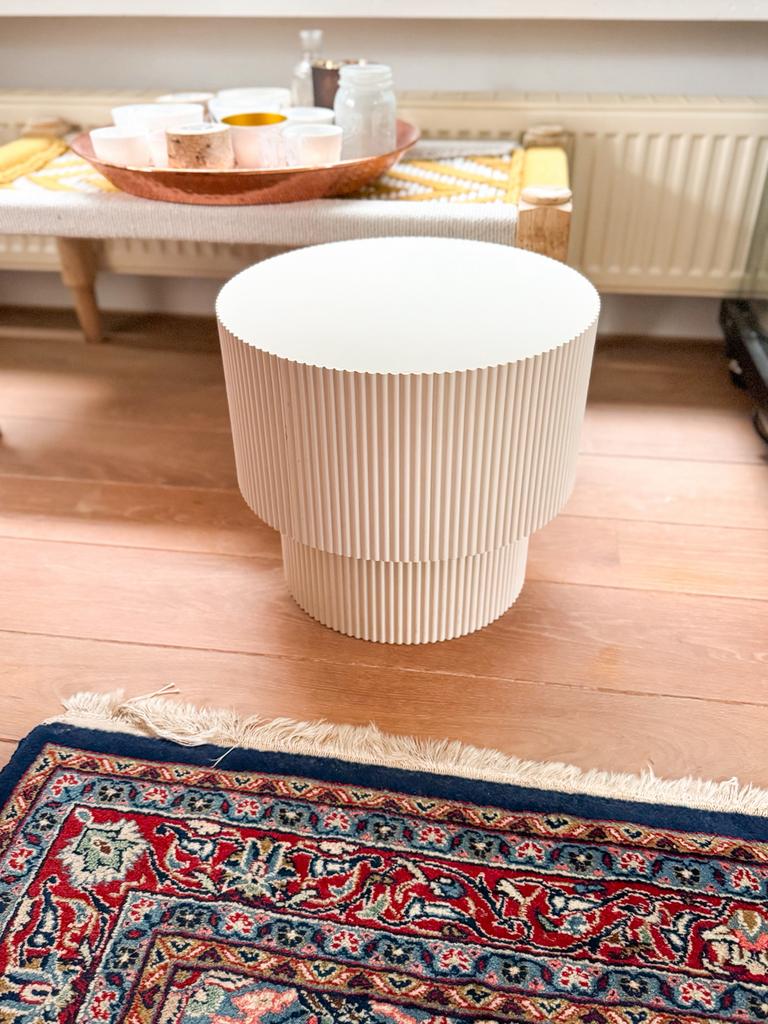 Kwantum Rimini tafel bijzettafel beige greige 35x38 Japandi, Minder dan 10 liter, Ophalen, Zo goed als nieuw, Minder dan 50 cm