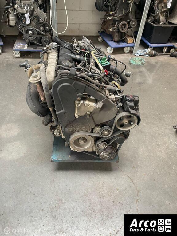 Citroen Berlingo Peugeot Partner 2.0 HDI Motor 251018 km, Gebruikt, Citroën, Ophalen of Verzenden, Citroen