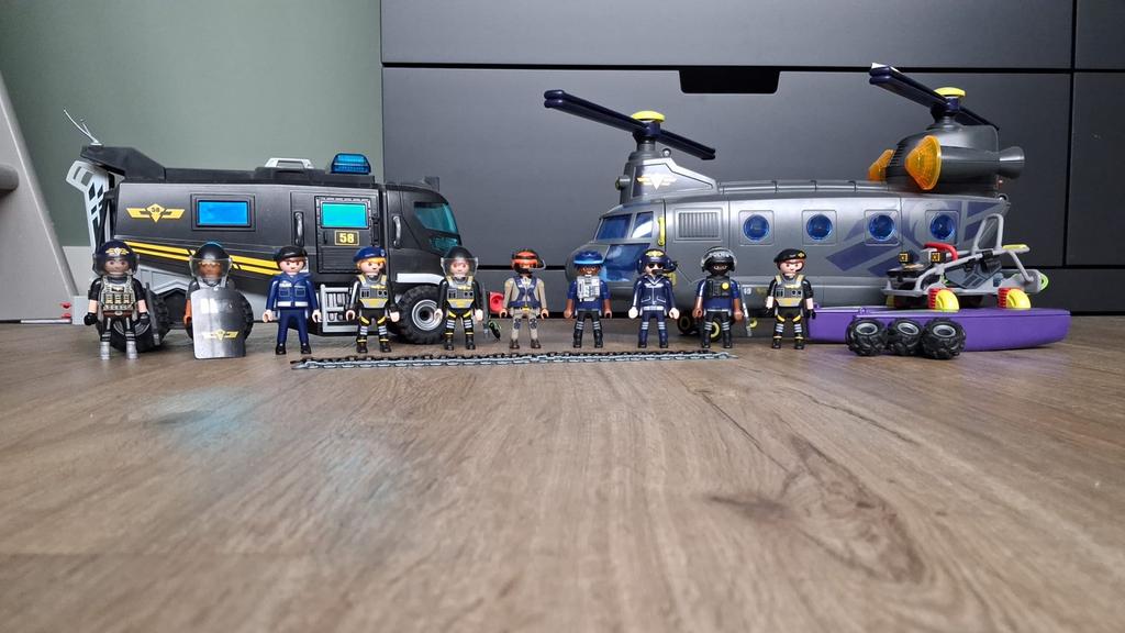 Playmobil Politie Set: vliegtuig, terreinwagen en Figuren, Kinderen en Baby's, Speelgoed | Playmobil, Ophalen of Verzenden, Zo goed als nieuw