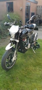 Husqvarna Nuda 900 Supermoto - Unieke en krachtige motor, Motoren, Motoren | Husqvarna, 2 cilinders, Sportuitlaat, Motorrijbewijs A