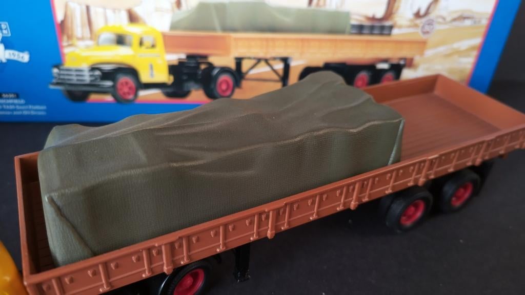 Diamond T 620 Flatbed truck Us 1:50 Corgi Pol, Corgi, Corgi@corgi.co.uk, Corgi Classics Ltd, Ophalen of Verzenden