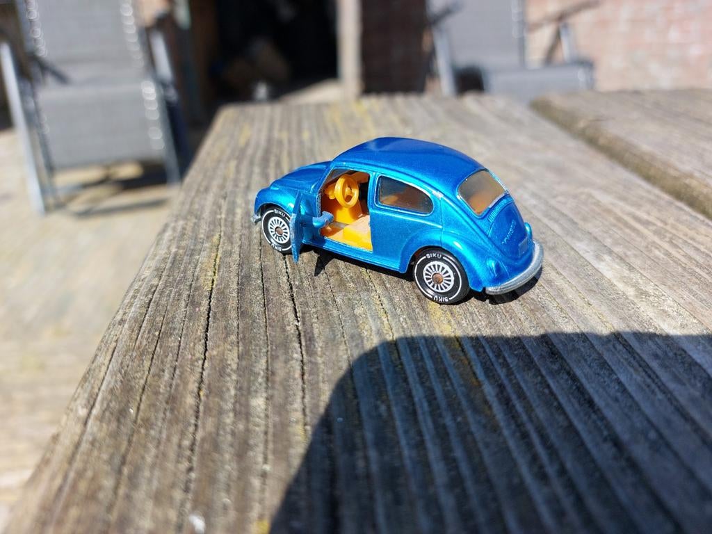 Siku 1022 VW Kever beetle 1300(v 311) oranje/bruin interieur, Ophalen of Verzenden, Zo goed als nieuw, Auto