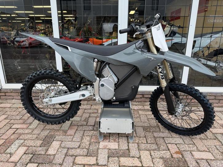 Stark Varg Alpha 80 PK 1.2 (bj 2026), Motoren, Motoren | Overige merken, Bedrijf, Crossmotor