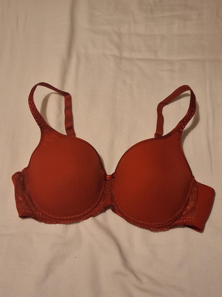 BH Dacapo, maat 85 C, kleur rood, Kleding | Dames, Ondergoed en Lingerie, Ophalen of Verzenden, Rood, BH