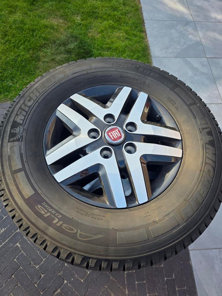 Michelin Agilis Camping 225/75R/16CP, Ophalen, Bestelwagen, 16 inch, Banden en Velgen