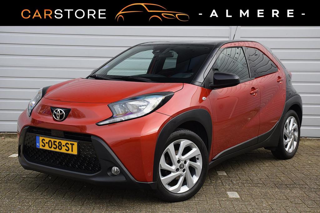 Toyota Aygo X 1.0 VVT-i MT Envy*2e eigenaar*Camera*17"Inch*7, Stof, Gebruikt, 4 stoelen, 3 cilinders