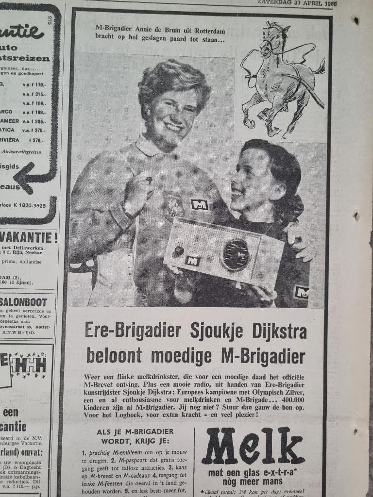 Advertentie Melk met kunstrijdster Sjoukje Dijkstra (1960), Ophalen of Verzenden, 1960 tot 1980, Knipsel(s)