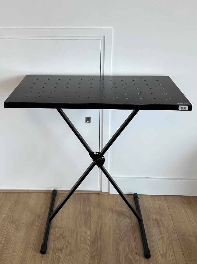 Adjustable DJ table / workstation – black, Muziek en Instrumenten, Instrumenten | Toebehoren, Zo goed als nieuw, Overige instrumenten