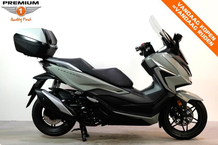 Honda FORZA 350 (bj 2021), Motoren, Motoren | Honda, Bedrijf, Scooter, 12 t/m 35 kW, ABS, LED Verlichting