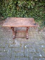 17e--18e Eiken bijzet tafeltje, Ophalen