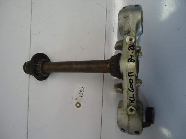 XL600R 1984 - 1985 Honda T-stuk D1-33758, Motoren