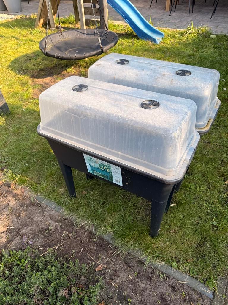2x Kweektafel met deksel - Ideaal voor moestuin, Tuin en Terras, Kweekspullen, Ophalen, Gebruikt, Kweektafel