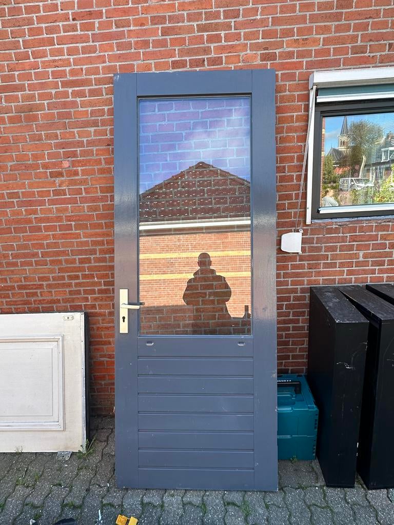Grijze buitendeur met glas en paneel, Gebruikt, 80 tot 100 cm, Ophalen of Verzenden, Buitendeur