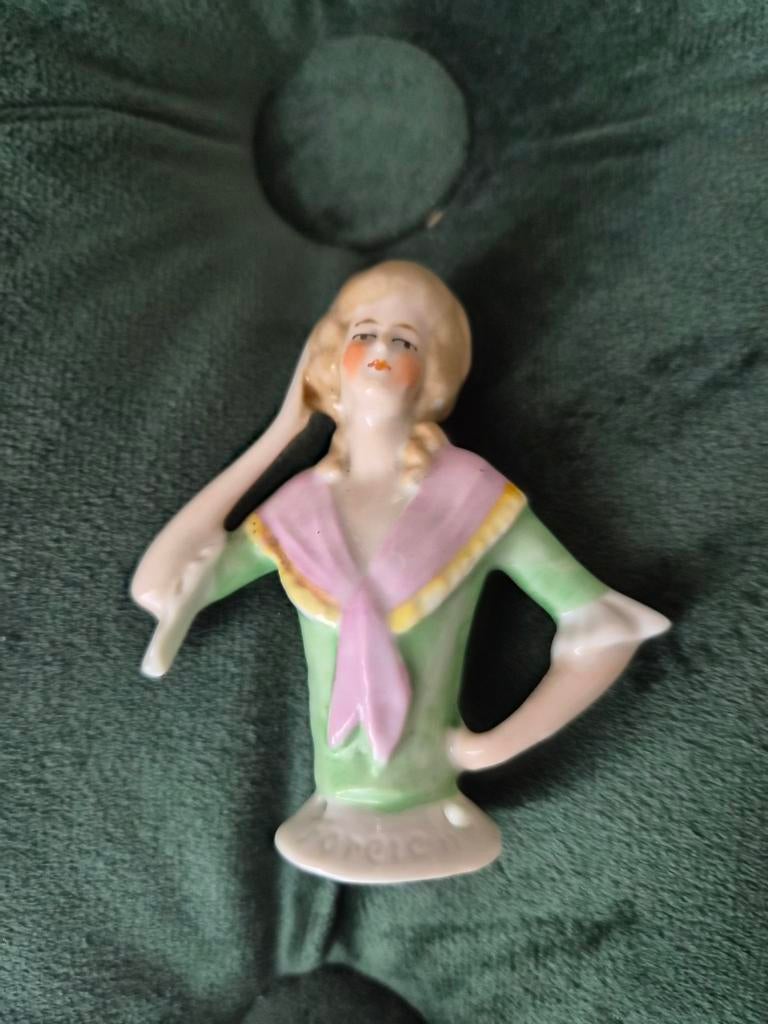 Vintage Porseleinen Half Doll Pincushion - Jaren '20, Ophalen of Verzenden