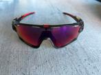 Oakley sportzonnebril met rood/paarse glazen en hoesje, Ophalen, Gebruikt, Zonnebril, Zwart