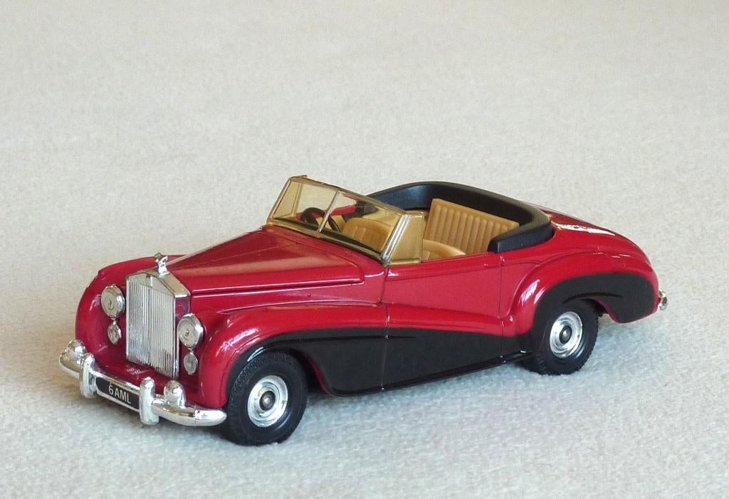 schaal 1-36 model 1952 Rolls Royce Silver Dawn H.J. Mulliner, Ophalen of Verzenden, Nieuw, Auto, Corgi