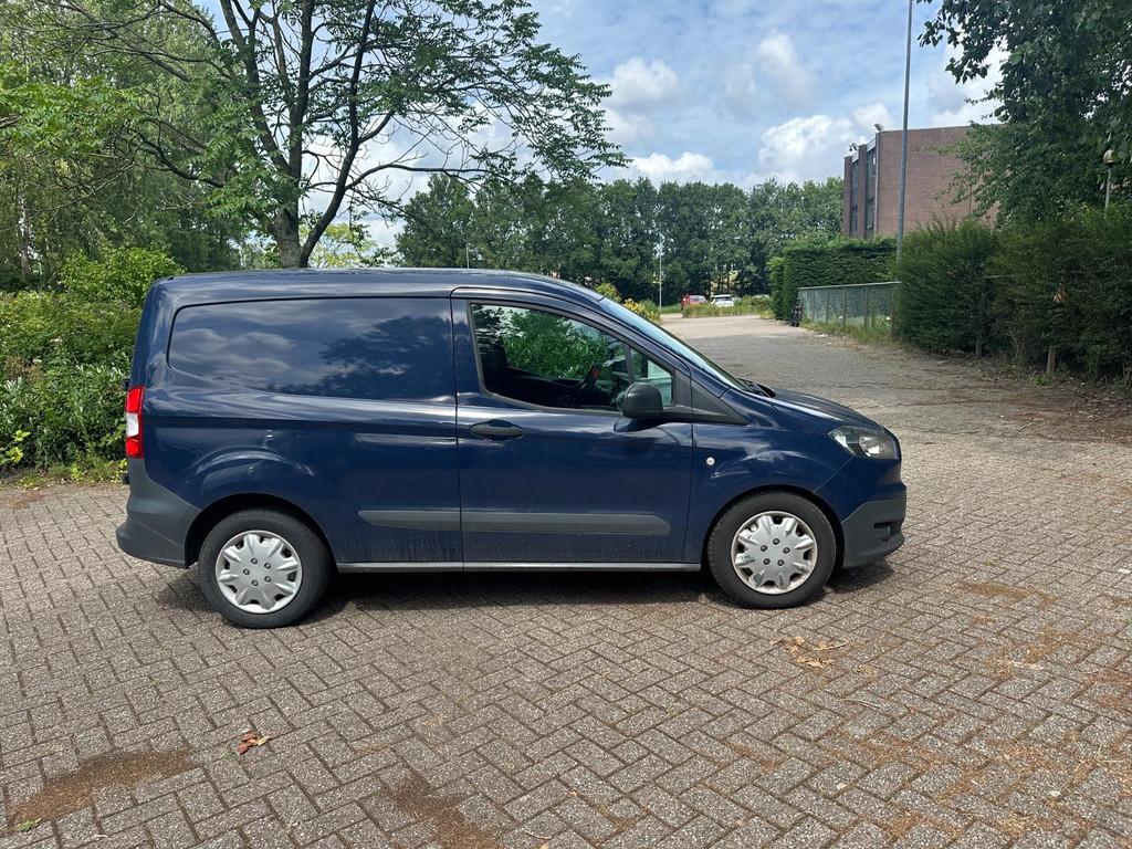 Ford Transit Courier 1.5 TDCI Airco Blue Edition NW APK, Voorwielaandrijving, Euro 5, Stof, Gebruikt