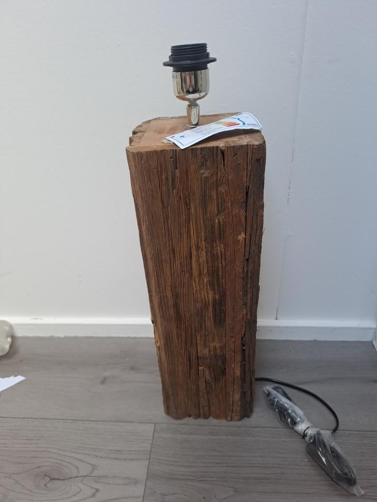 Nieuw rustieke houten tafellamp 'Railway', 50 tot 75 cm, Nieuw, Ophalen of Verzenden, Rustiek, Industrieel