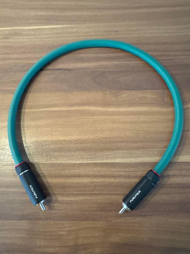 Furutech 75ohm puur zilveren digitale kabel, Audio, Tv en Foto, Ophalen of Verzenden, Gebruikt, Minder dan 2 meter, Coaxiale kabel