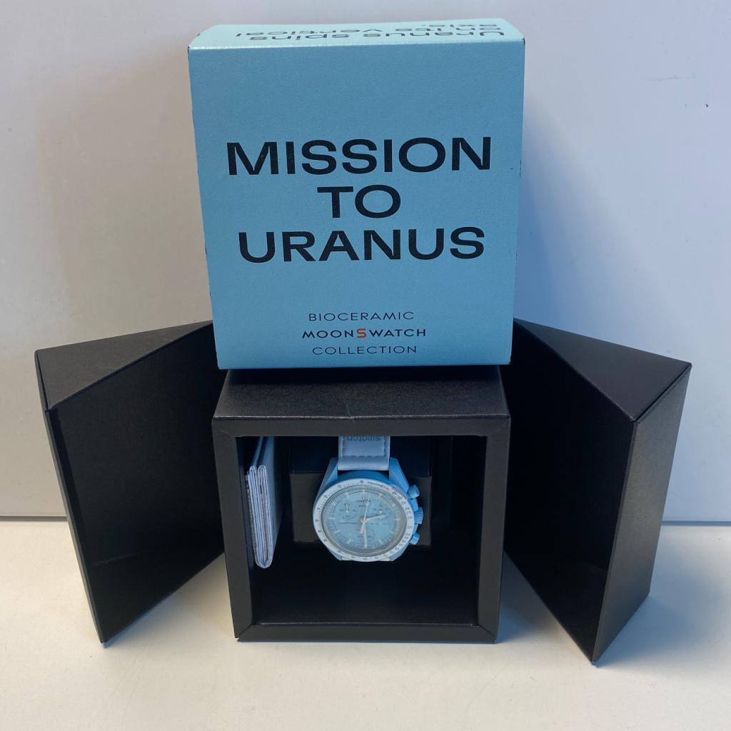 Swatch x Omega Mission To Uranus Horloge | Zeer Nette Staat, Swatch, Zo goed als nieuw, https://www.swatch.com/nl-nl/contact.html