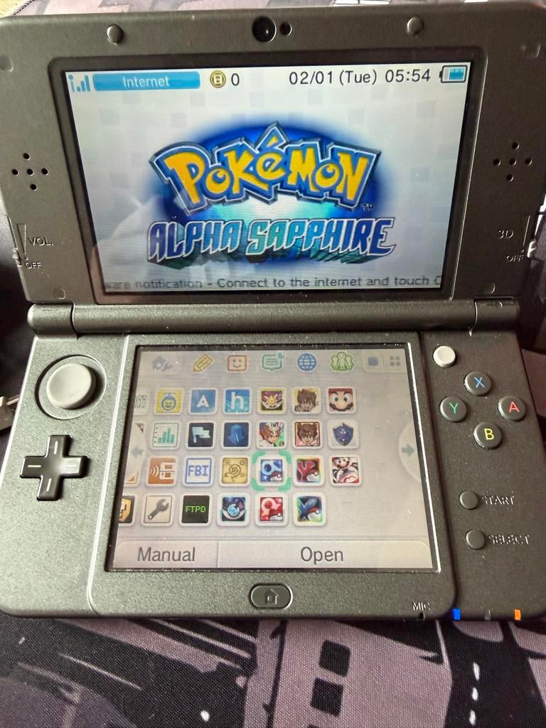 New Nintendo 3DS XL met IPS scherm (boven), Ophalen of Verzenden, Zo goed als nieuw, Zwart, 3DS XL