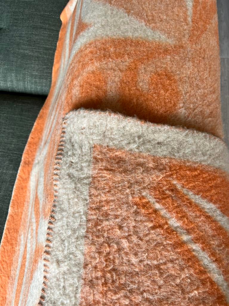 Mooie vintage wollen deken in wit oranje, Ophalen of Verzenden, Zo goed als nieuw