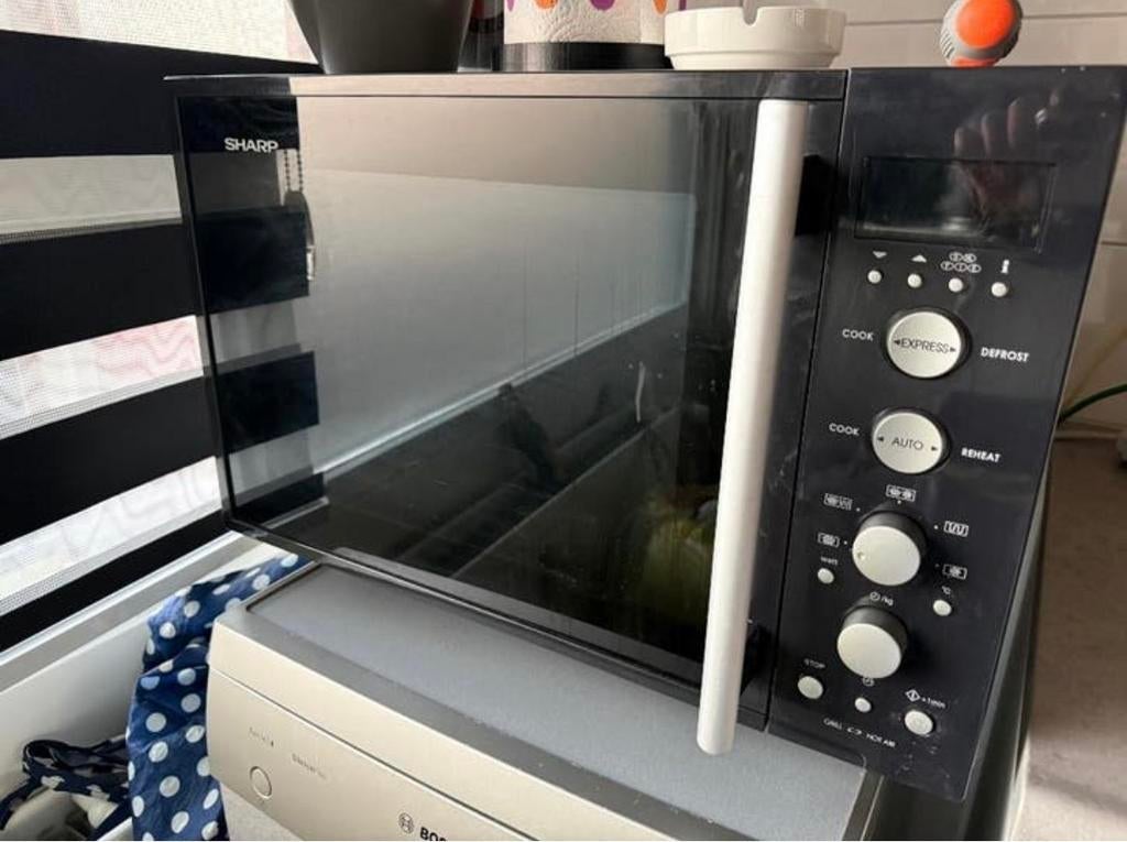 Sharp combi magnetron, Witgoed en Apparatuur, Magnetrons, Ophalen, Combimagnetron, Gebruikt, Grill
