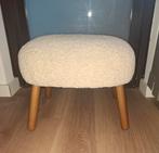 Voetenbankje met ecru beige badstoffen bekleding, Zara Home, Minder dan 50 cm, 50 tot 75 cm, Zo goed als nieuw, Stof
